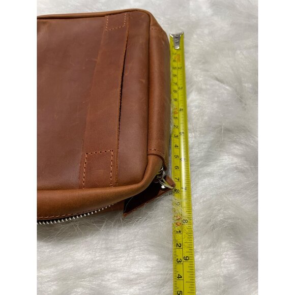 Brown Leather Zipper Travel Organizer With NH Logo - Picture 7 of 8